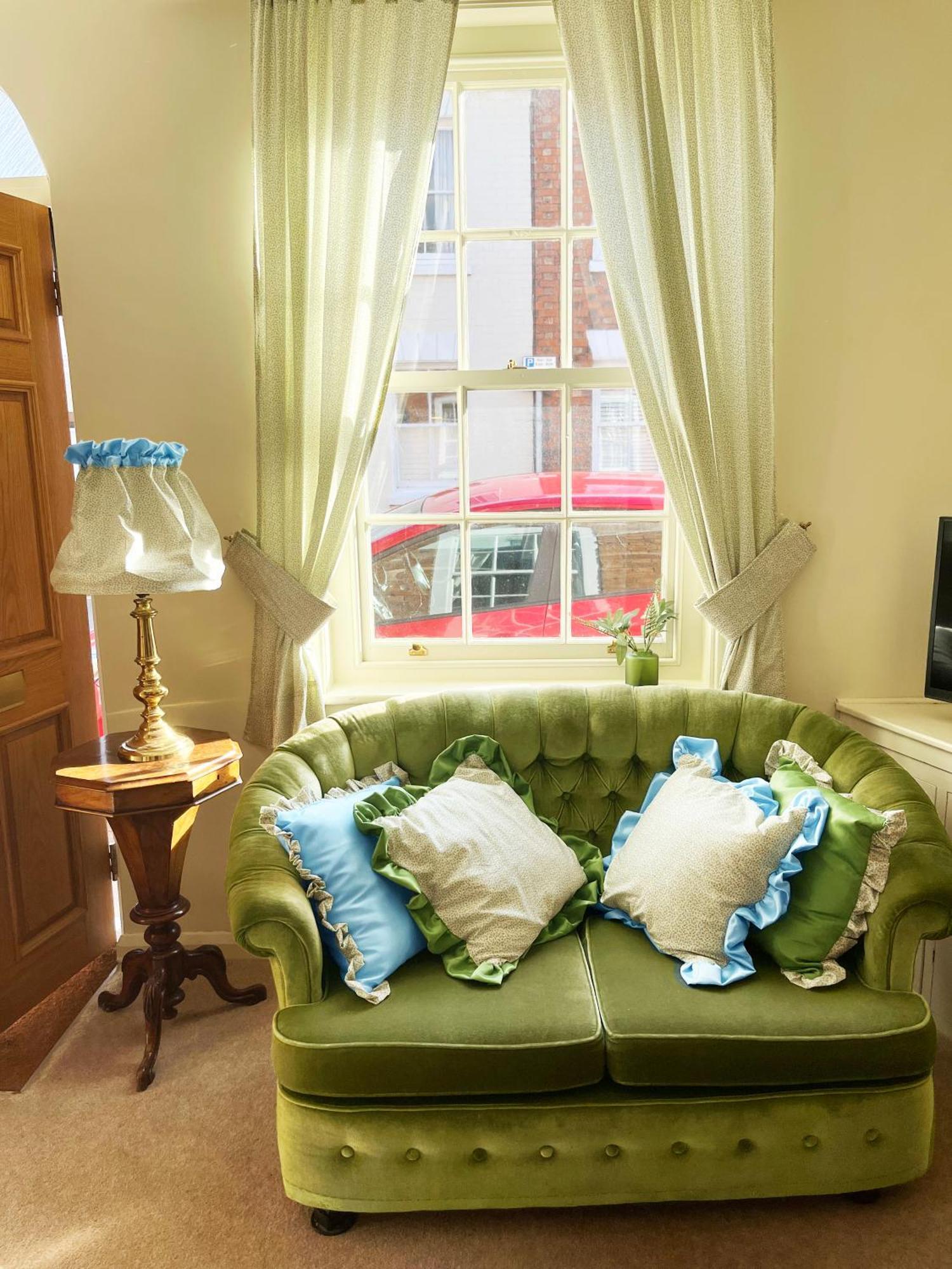 Traditional 2 Bedroom Cottage Stratford-upon-Avon Exterior foto